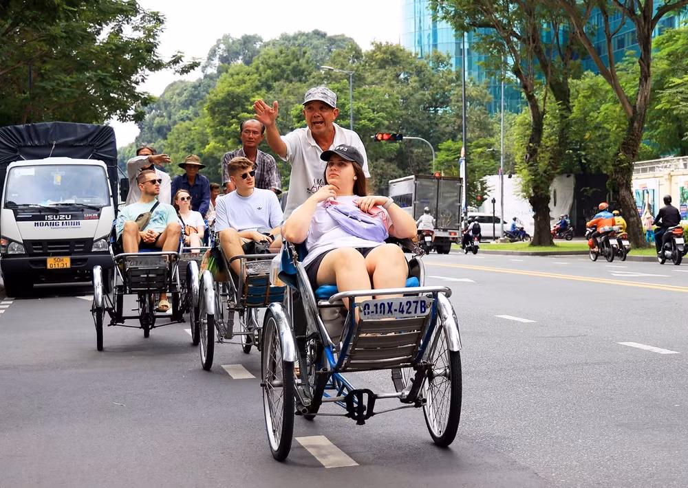 Ciudad Ho Chi Minh por recibir cinco millones de turistas extranjeros en 2023 ảnh 1