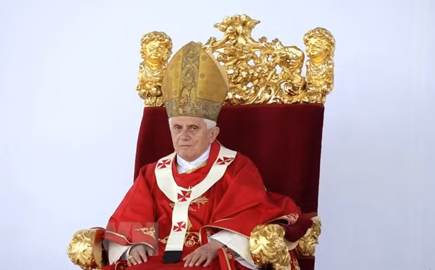 Envían condolencias a la comunidad católica vietnamita por el fallecimiento del Papa Emérito Benedicto XVI ảnh 1