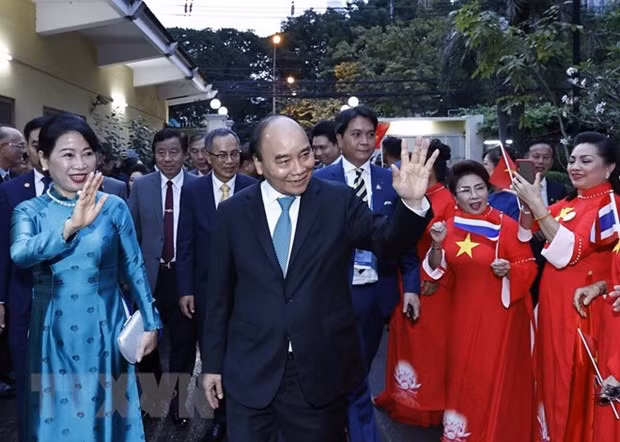 Resaltan aportes de vietnamitas en país y exterior al desarrollo nacional ảnh 2