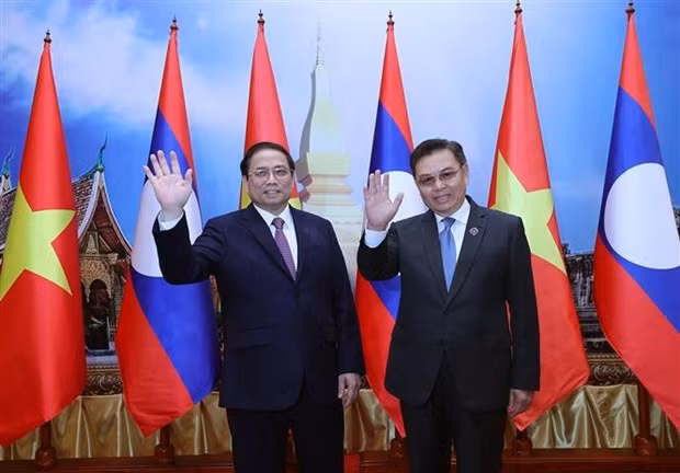 Vietnam y Laos atesoran a consolidar la gran amistad y cooperación integral bilateral ảnh 1