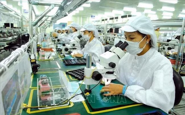 Vietnam podría devenir un centro industrial próspero, según periódico indio ảnh 2
