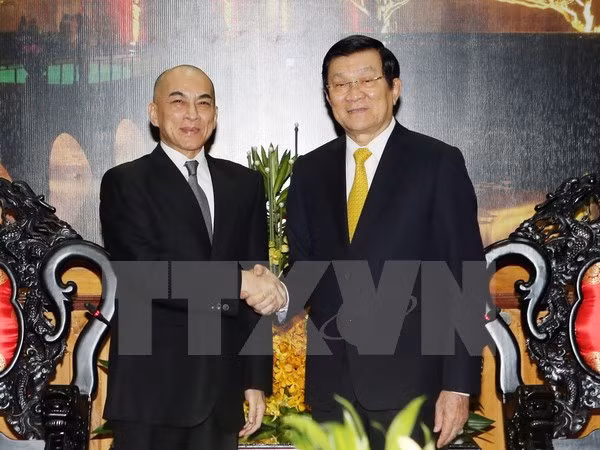  Presidente vietnamita se entrevista con rey cambodiano ảnh 1