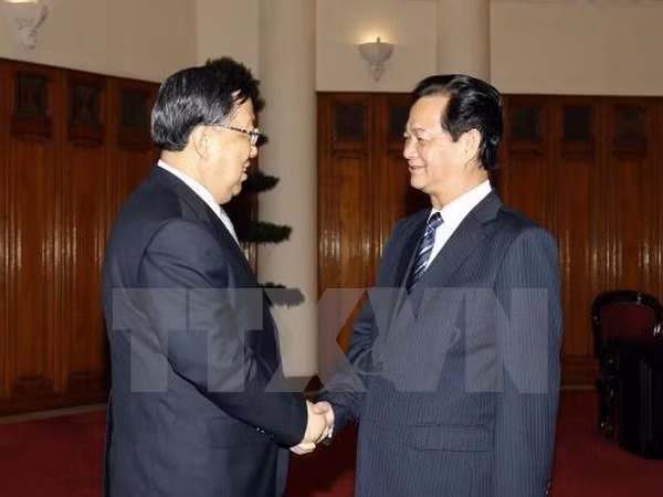 Premier vietnamita apoya impulsar relaciones con China en seguridad ảnh 1