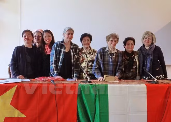Foro Italia-Vietnam para honrar papel de mujeres ảnh 1