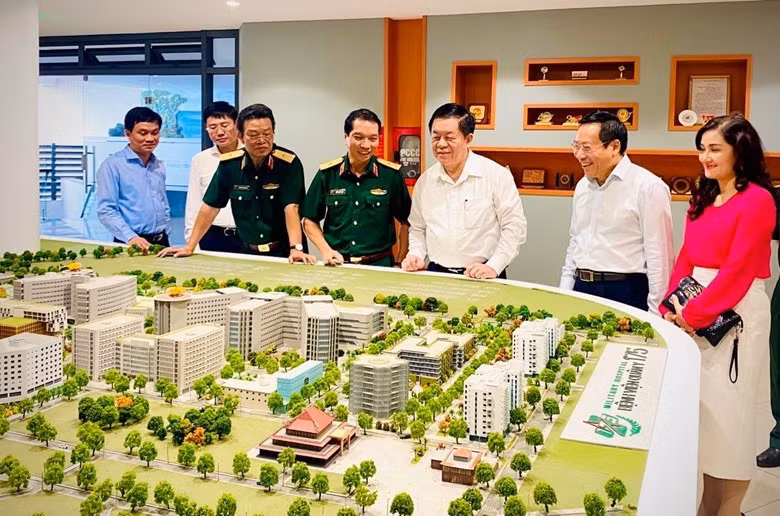 Instan a anteponer tarea de cuidar salud de pobladores ảnh 1