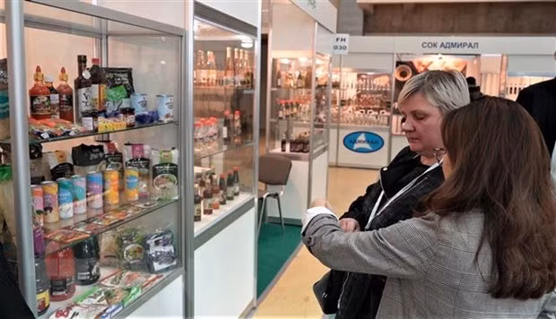 Vietnam participa en 30ª Exposición internacional de alimentos en Rusia ảnh 1