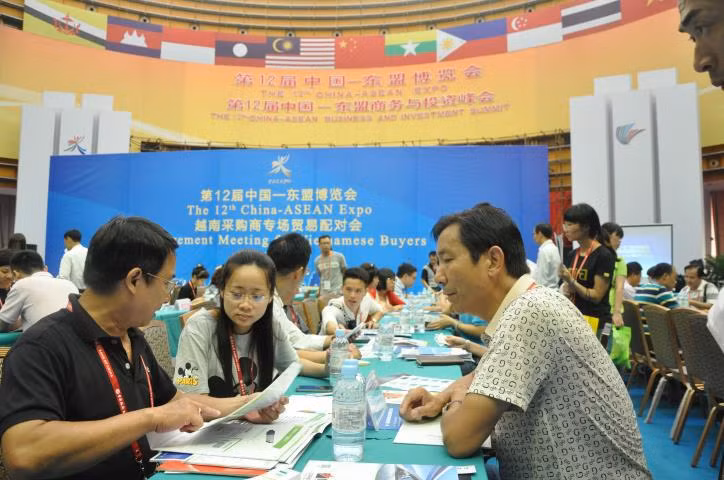 Vietnam participa en Exposición China – ASEAN con mayor número de stands ảnh 1