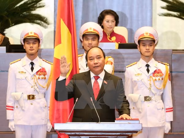 Líderes de Laos y China felicitan a nuevo primer ministro de Vietnam ảnh 1