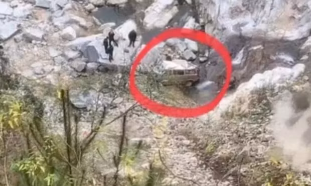 Número de vietnamitas muertos en accidente en China aumentó a 11 personas ảnh 1