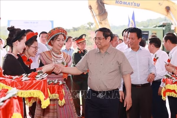 Inician construcción de la autopista Tuyen Quang - Ha Giang ảnh 1
