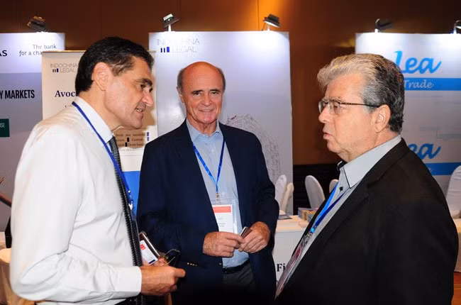 Inversores franceses consideran a Vietnam mercado atractivo ảnh 1