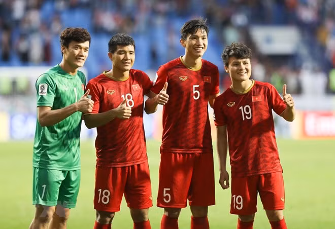 Futbolistas vietnamitas en el top 5 de los jugadores jóvenes más destacados de la Copa Asiática 2019 ảnh 1 Futbolistas vietnamitas en el top 5 de los jugadores jóvenes más destacados de la Copa Asiática 2019 ảnh 1
