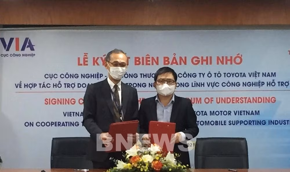 Buscan mejorar la capacidad de empresas en industria auxiliar de Vietnam ảnh 2