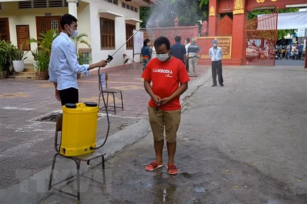 Camboya levanta el bloqueo en Phnom Penh y Ta Khmao ảnh 1