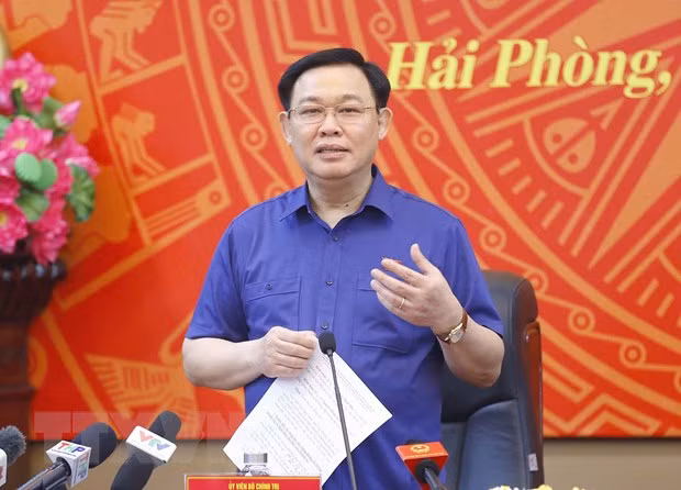 Presidente del Parlamento de Vietnam traza orientaciones para avance de Hai Phong ảnh 1
