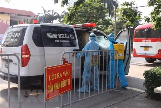Vietnam destina fondo millonario a prevención y control del COVID-19 ảnh 1