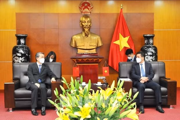 Vietnam y China buscan facilitar comercio bilateral ảnh 1