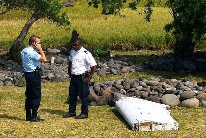 Descubren en Tailandia fragmento sospechoso perteneciente a MH370 ảnh 1