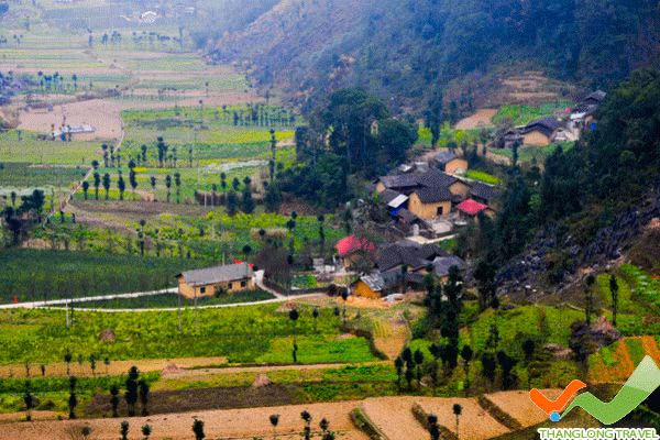 Pho Bang, cabecera pacífica en montañas rocosas de Dong Van ảnh 1