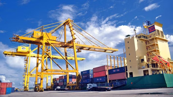 En alza valor de exportación-importación de Vietnam en lo que va del año ảnh 1