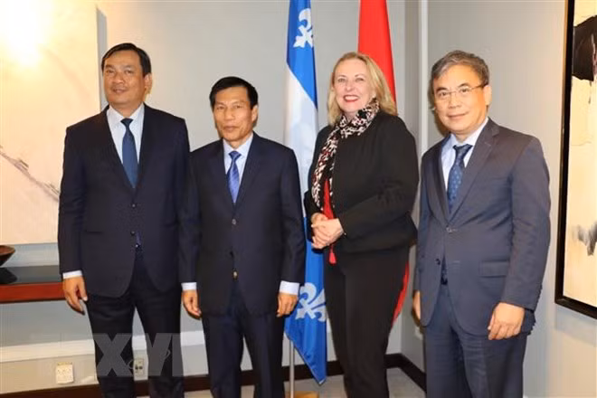 Vietnam robustece lazos con provincia canadiense de Quebec ảnh 1