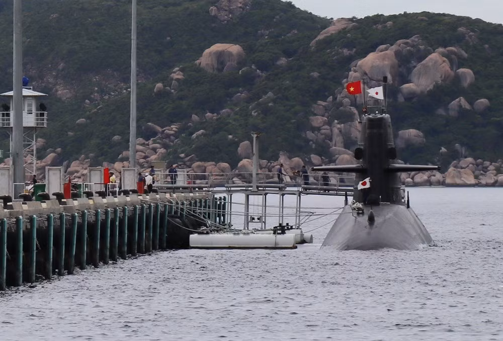Visita Vietnam submarino de Fuerza Marítima de Autodefensa de Japón ảnh 1