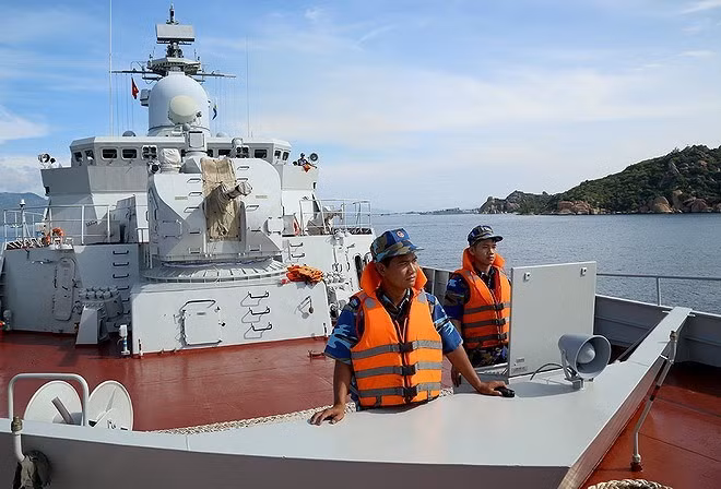 Fuerza naval de Vietnam fortalecerá relación con países asiáticos ảnh 1