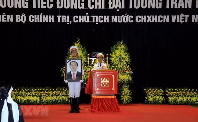 Amigos internacionales manifiestan solidaridad con Vietnam por fallecimiento de presidente Dai Quang ảnh 1