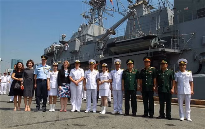 Inicia delegación de Marina Real de Nueva Zelanda visita amistosa a Vietnam ảnh 1