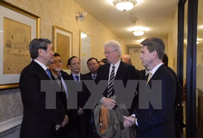Miembro del Buró Político del PCV concluye visita a EE.UU. ảnh 1