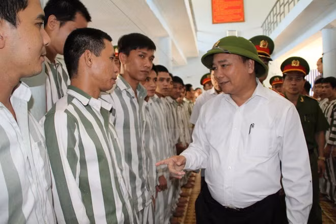 Amnistía muestra tradición humanitaria de Vietnam, afirma vicepremier ảnh 1