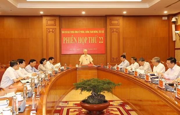 Máximo dirigente partidista vietnamita exige reforzar labores anticorrupción ảnh 1