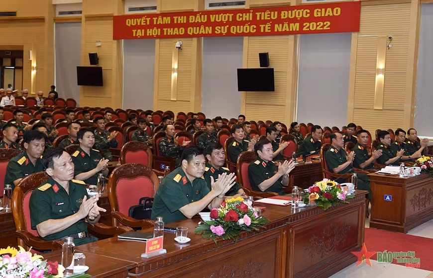 Celebran ceremonia de despedida a la delegación vietnamita a Juegos Militares 2022 ảnh 2
