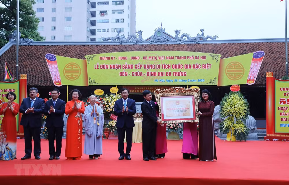 Recibe Hanoi título de reconocimiento al templo Hai Ba Trung ảnh 1