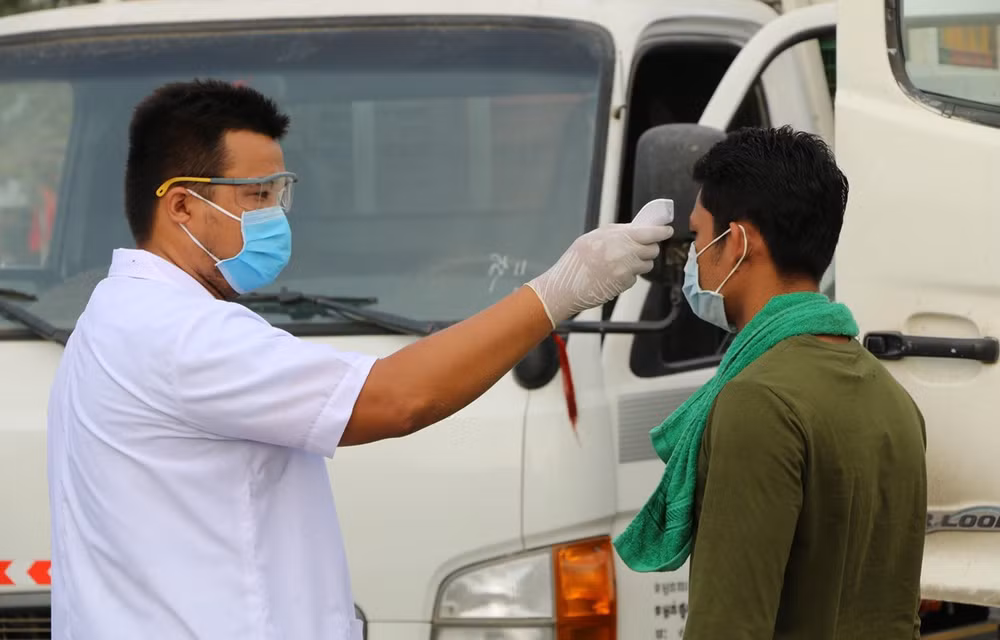 Número de contagios por coronavirus se mantiene en 271 personas en Vietnam ảnh 1