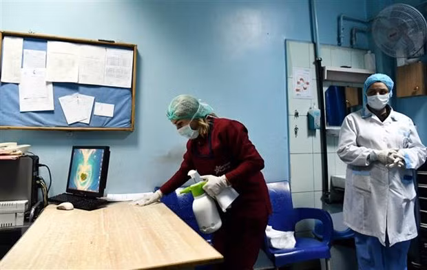 Vietnam aboga por impulsar el proceso político y la lucha contra el COVID-19 en Siria ảnh 1