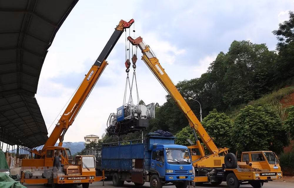Varias puertas limítrofes auxiliares entre Vietnam y China se mantienen cerradas ảnh 1