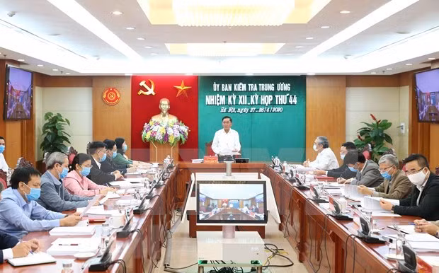 Sopesa Partido Comunista de Vietnam expulsión de ex altos funcionarios de sus filas ảnh 1