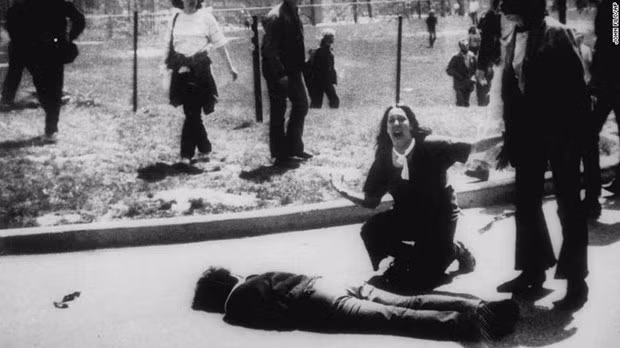 Conmemoran 50 años de protesta estudiantil de Universidad Kent State contra guerra en Vietnam ảnh 1