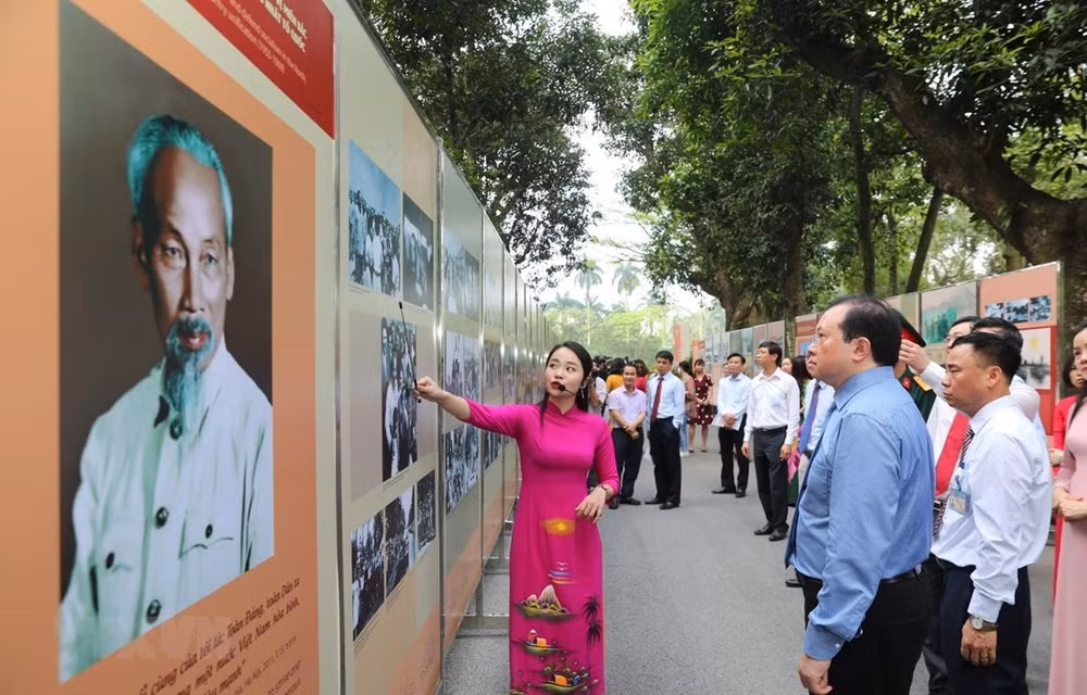 Conmemorarán aniversario 130 del natalicio del presidente Ho Chi Minh ảnh 1
