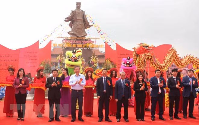 Inauguradas obras dedicadas a héroe vietnamita Ly Thuong Kiet ảnh 1