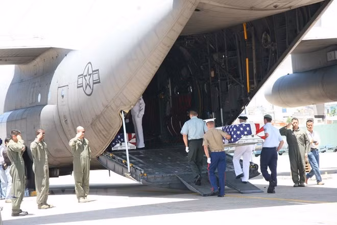 Efectúan en Da Nang repatriación de cuerpos de estadounidenses caídos durante guerra en Vietnam ảnh 1