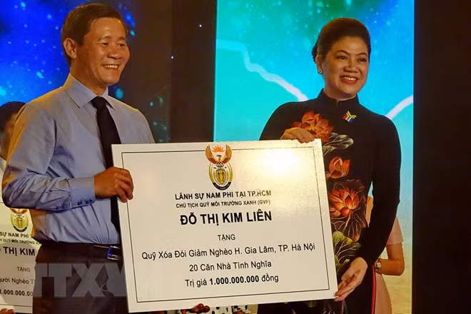 Conmemoran en Ciudad Ho Chi Minh Día de Libertad de Sudáfrica ảnh 1