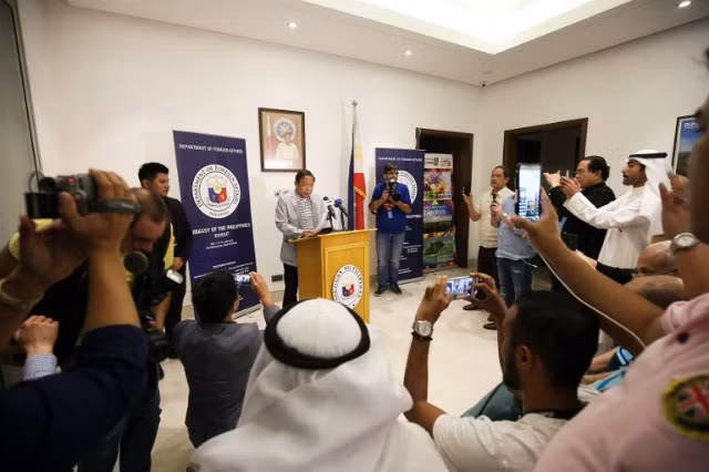 Filipinas manifiesta su desacuerdo por la expulsión de su embajador de Kuwait ảnh 1