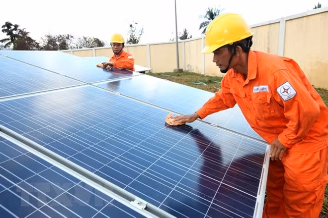 Provincia altiplánica vietnamita prioriza desarrollo de energía solar ảnh 1