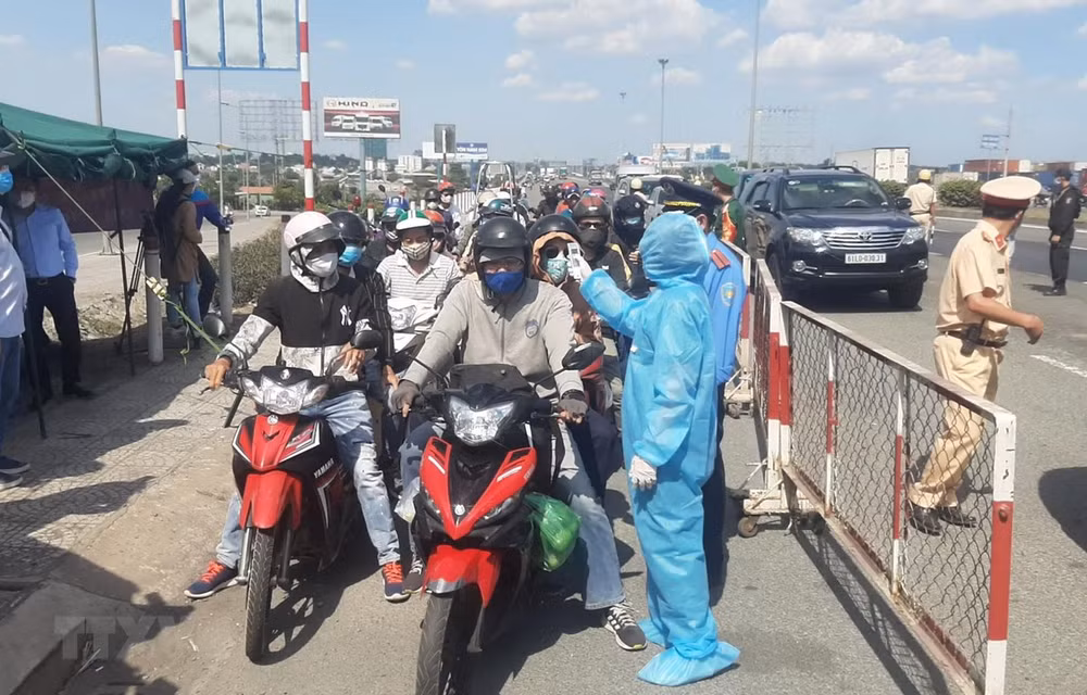 Provincia vietnamita de Quang Nam establece puestos de examen médico ảnh 1
