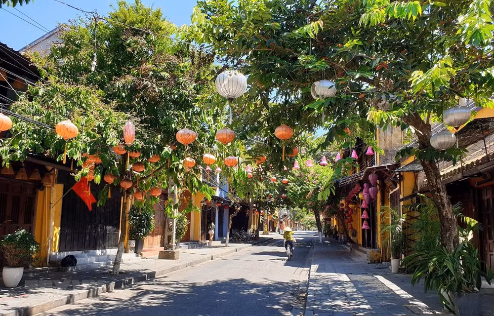 Vietnam aplicará distanciamiento social en el casco antiguo de Hoi An hasta el 14 de agosto ảnh 1