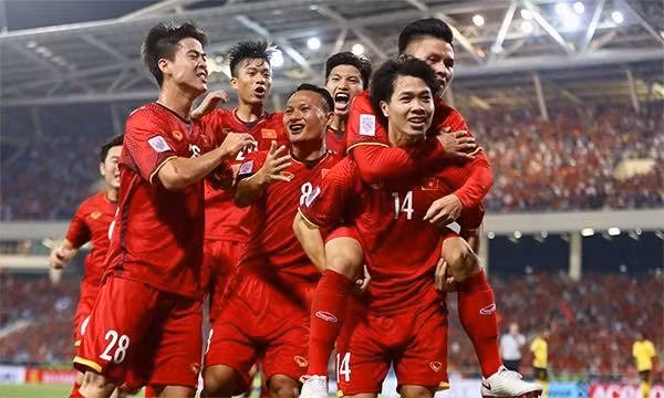 Equipo nacional de fútbol vietnamita con mejor avance en el Sudeste Asiático, según FIFA ảnh 1