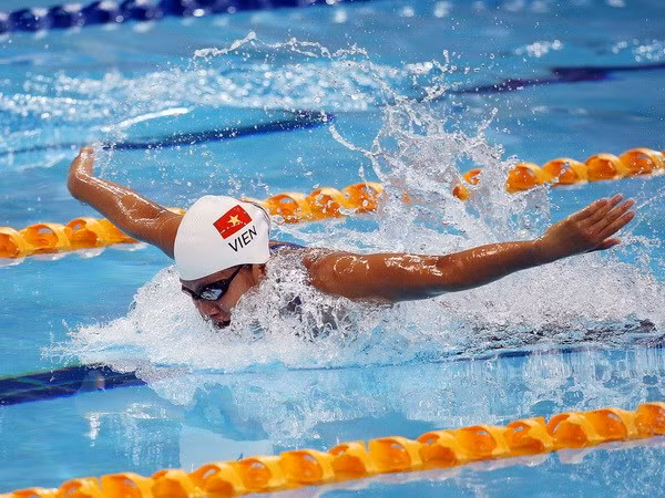 Nadadora Anh Vien elegida mejor deportista de Vietnam en 2017 ảnh 1