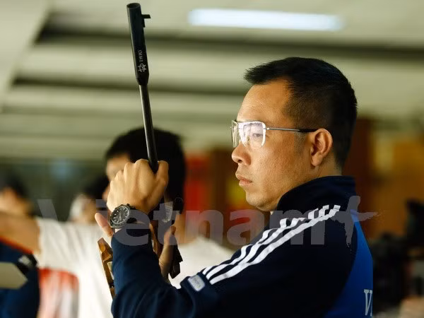 Equipo vietnamita obtiene medalla de bronce en campeonato regional de pistola aire ảnh 1